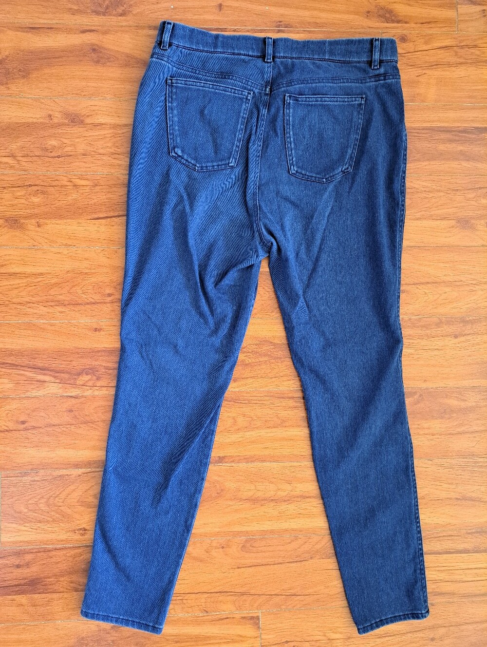 Clearance! Uniqlo Heattech Indigo Skinny Jeans - Picture 2 of 6